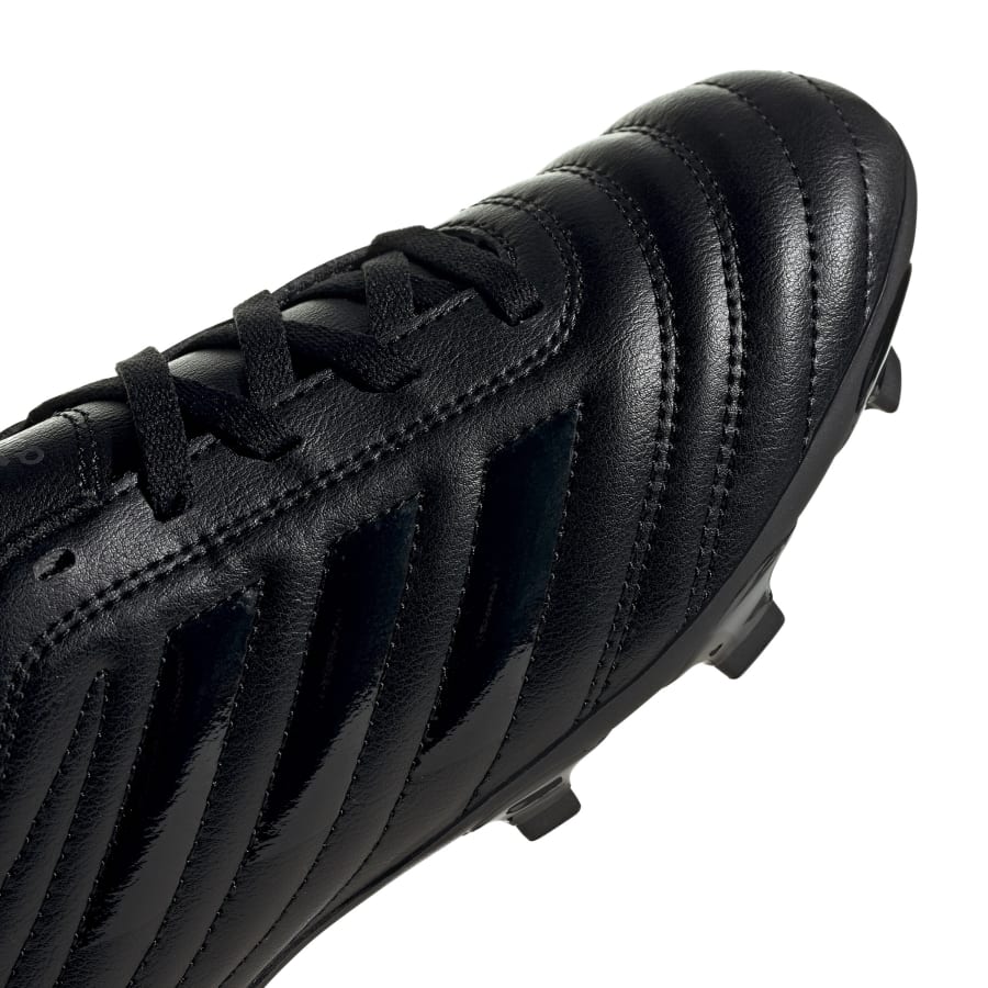 Ef1918 9 Footwear Photography Detail View 2 White