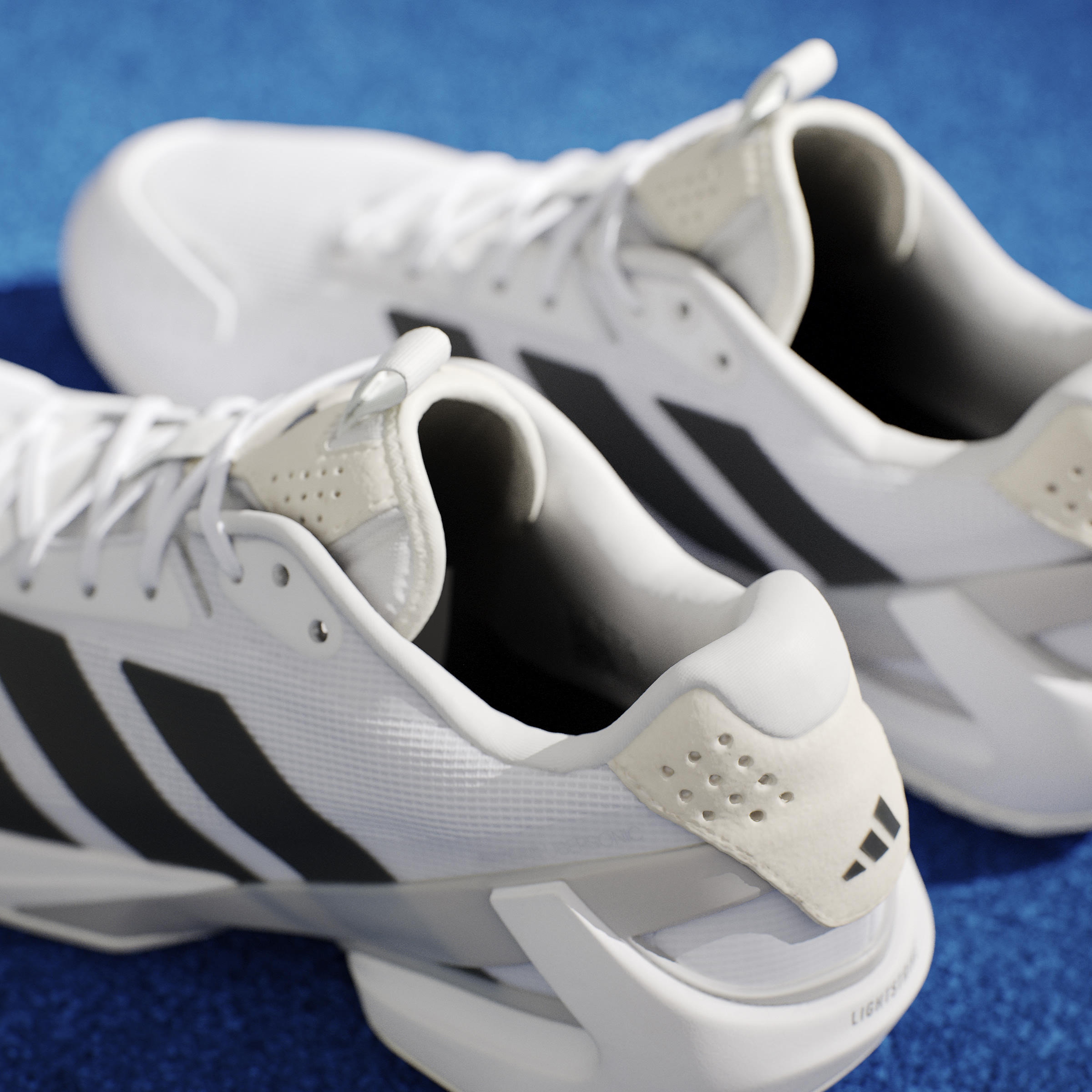 Ie1376 21 Footwear Photography Heromrktng View 9