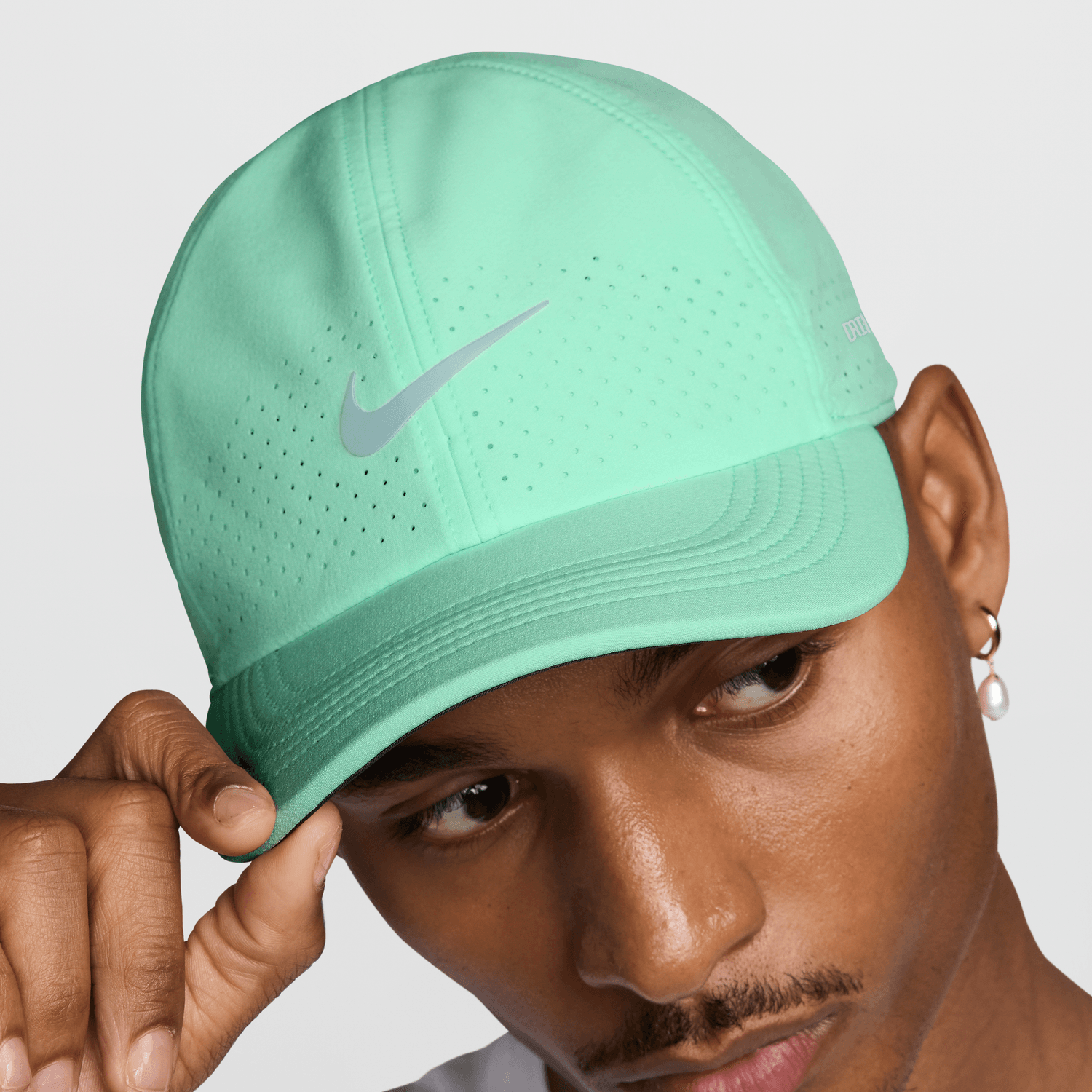 Aurora Fb5598 353 Phsym004 1500