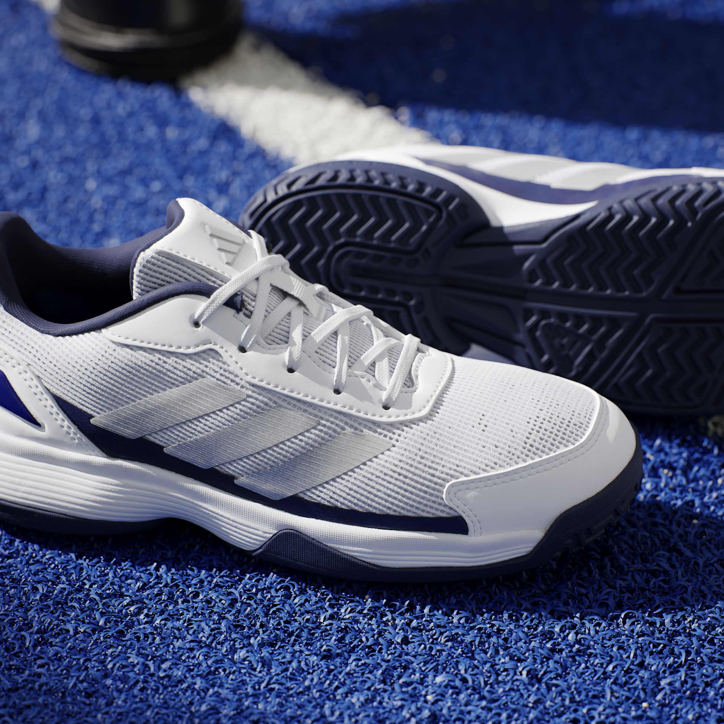 Jq9273 24 Footwear Photography Heromrktng View 11