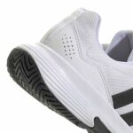 ‏‏ki0781 8 Footwear Photography Detail View 1 White עותק