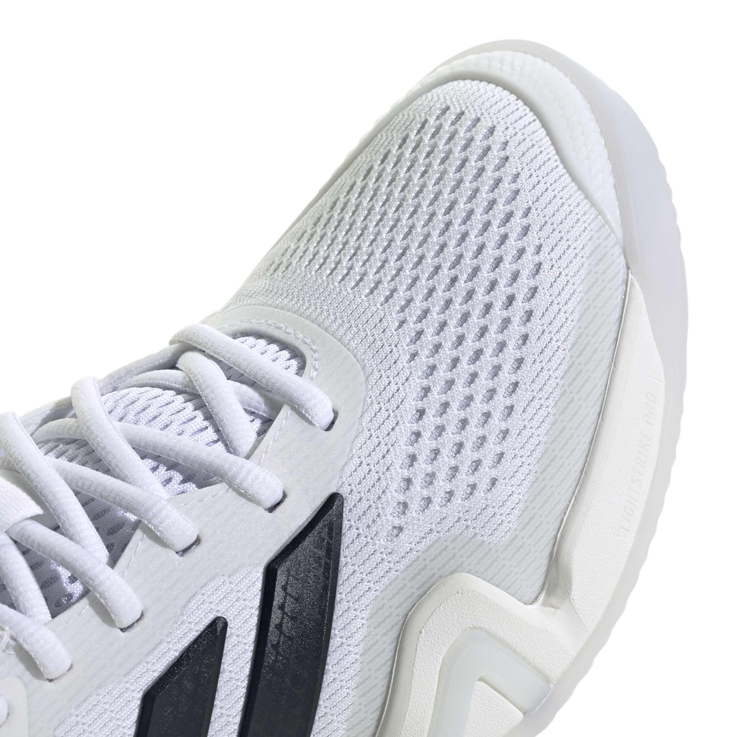 ‏‏ki3438 8 Footwear Photography Detail View 1 White עותק