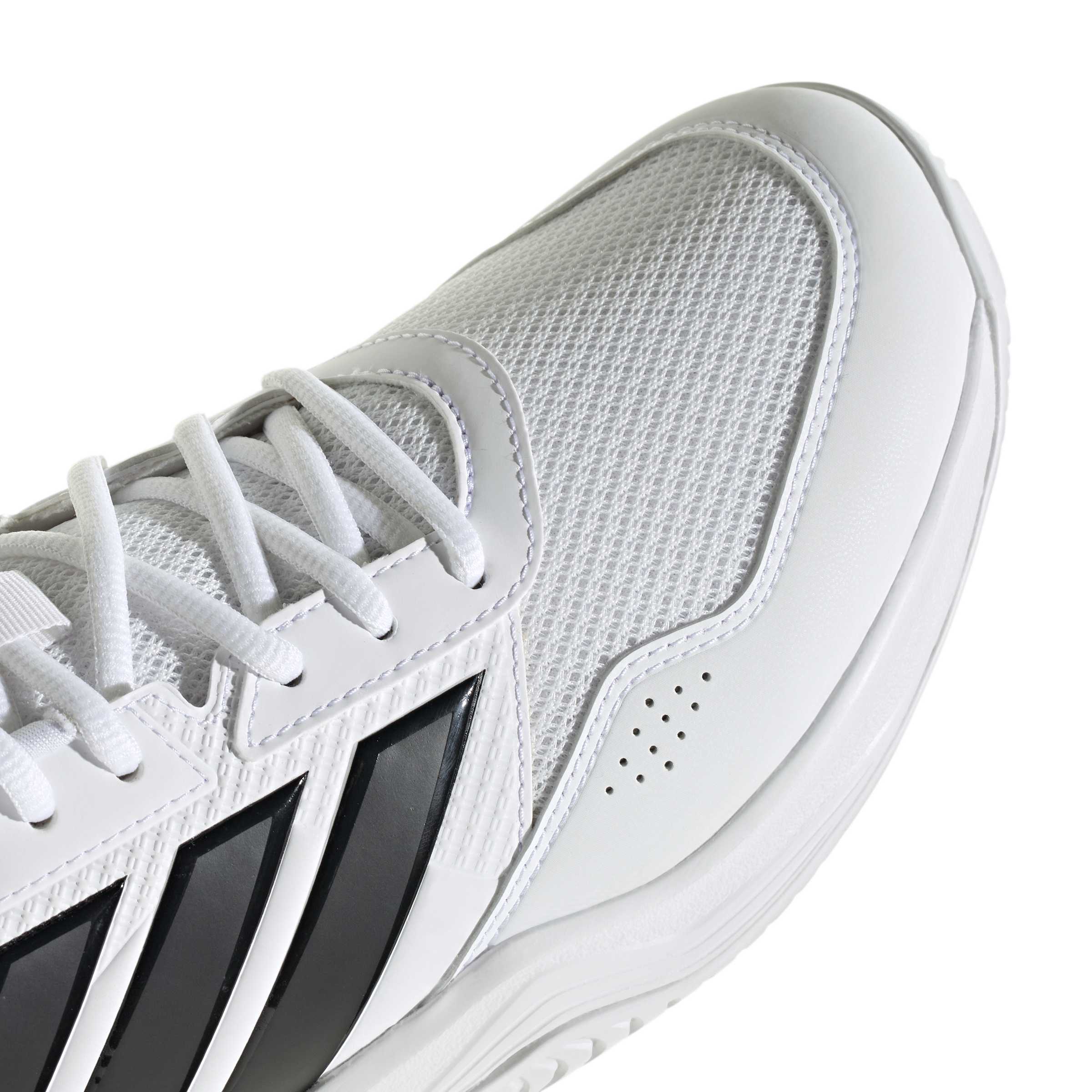 Ki3595 9 Footwear Photography Detail View 2 White