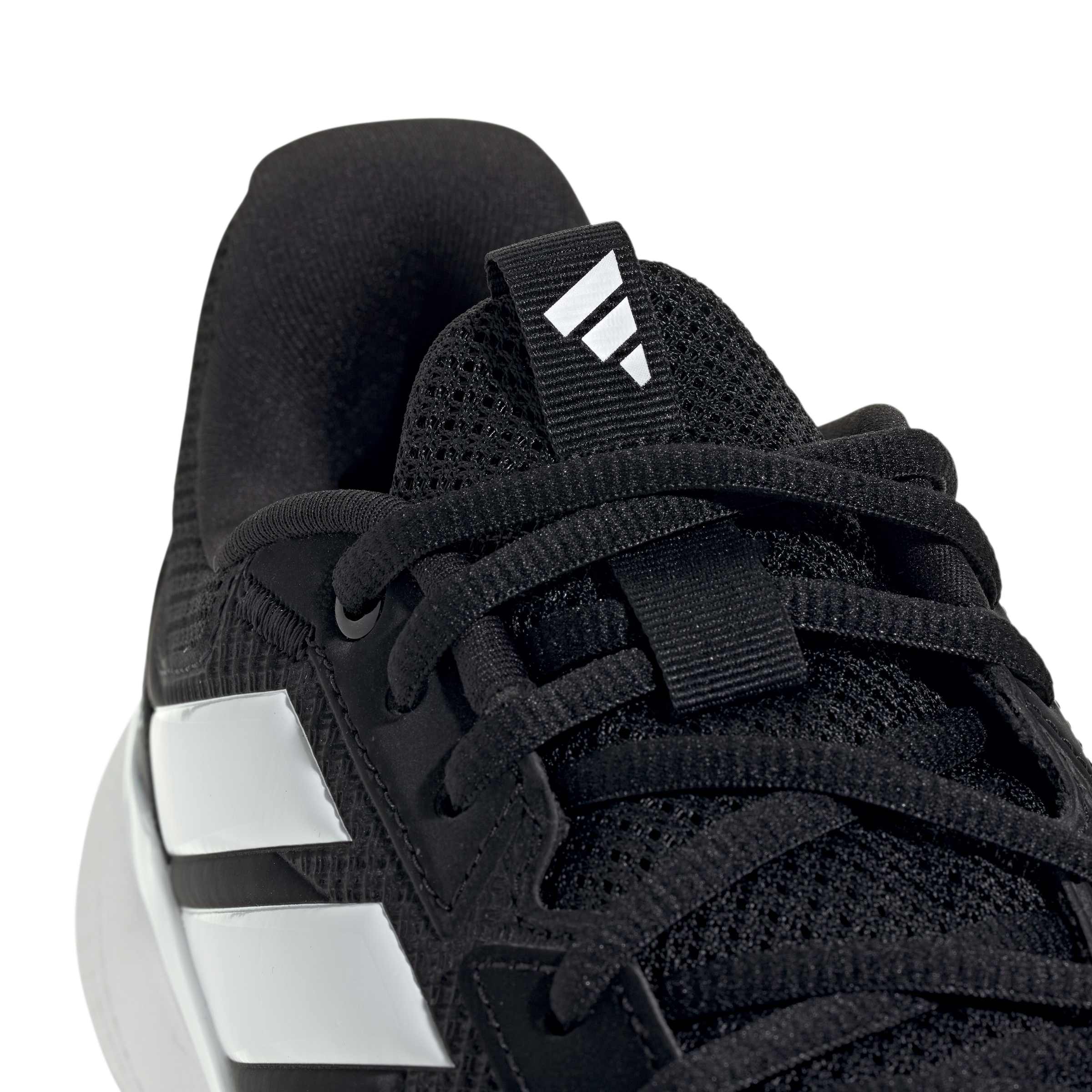 Ki3598 8 Footwear Photography Detail View 1 White