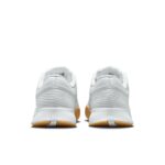 נעלי טניס נשים נייקי NIKECOURT VAPOR PRO 3 לבן — מבט אחורי