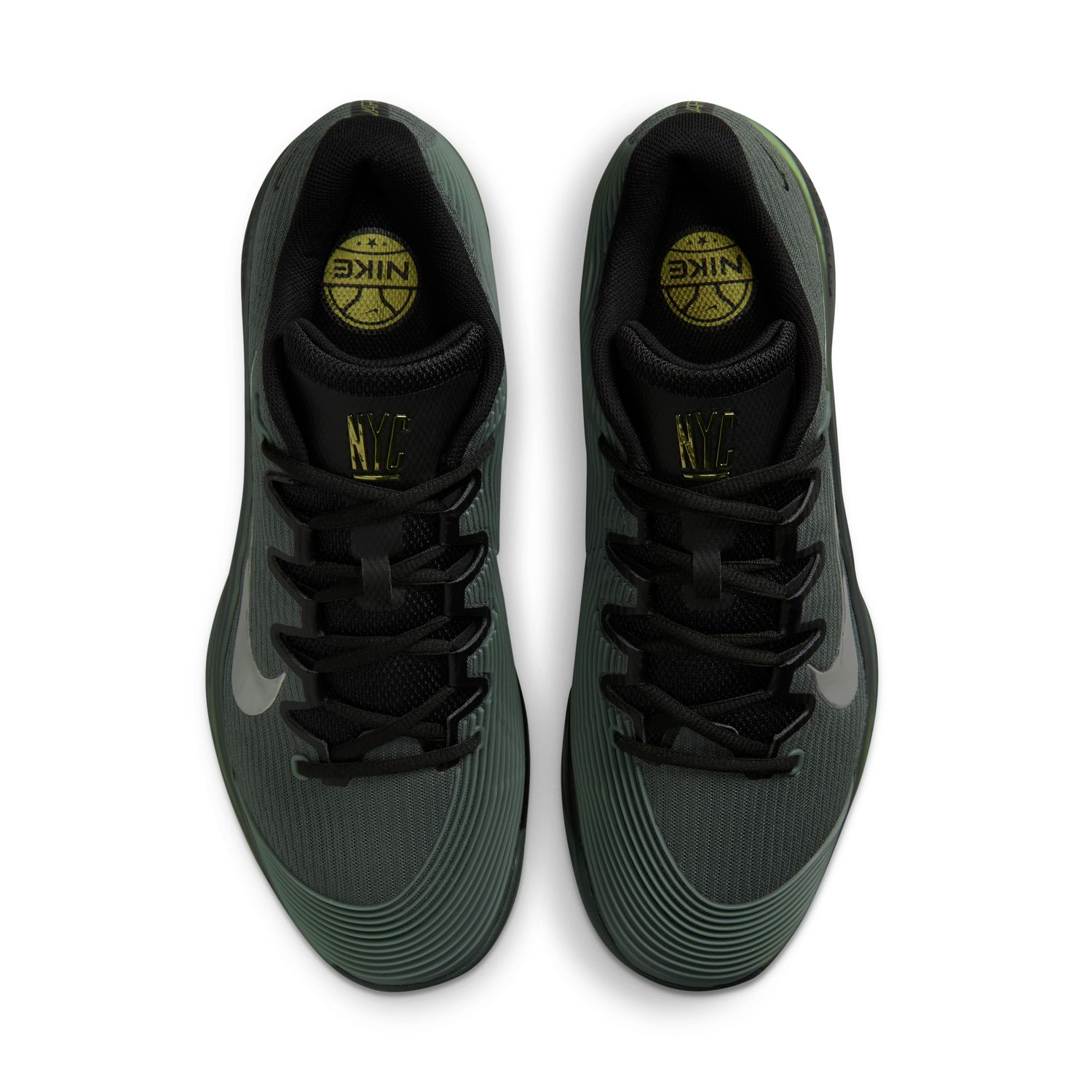 נעלי טניס גברים נייקי NIKECOURT VAPOR 12 PREMIUM ירוק קאמו — מבט מלמעלה