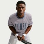 JANNIK SINNER MEN'S DRI-FIT TENNIS T-SHIRT חולצת טניס גברים נייקי — פרט